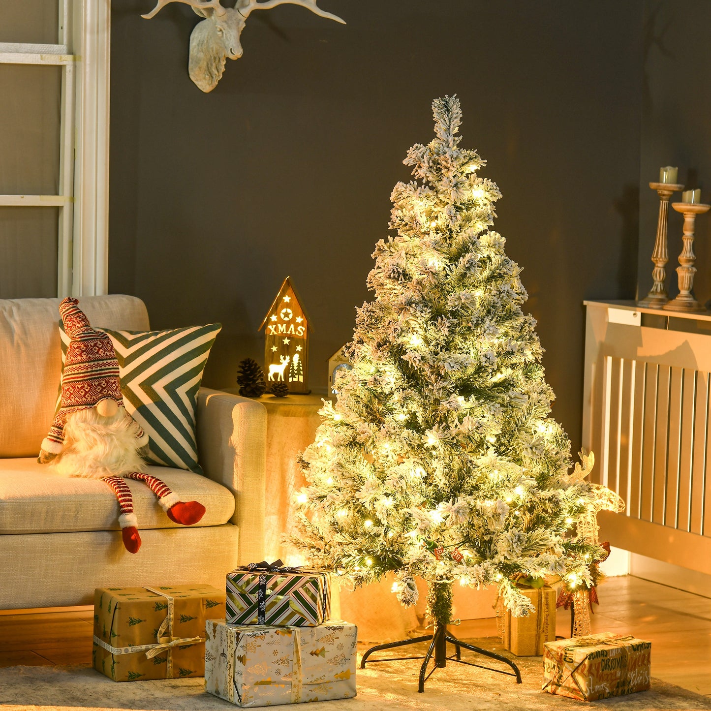 HOMCOM 4.5ft LED Snow-Flocked Christmas Tree with Auto-Open Branches Indoors