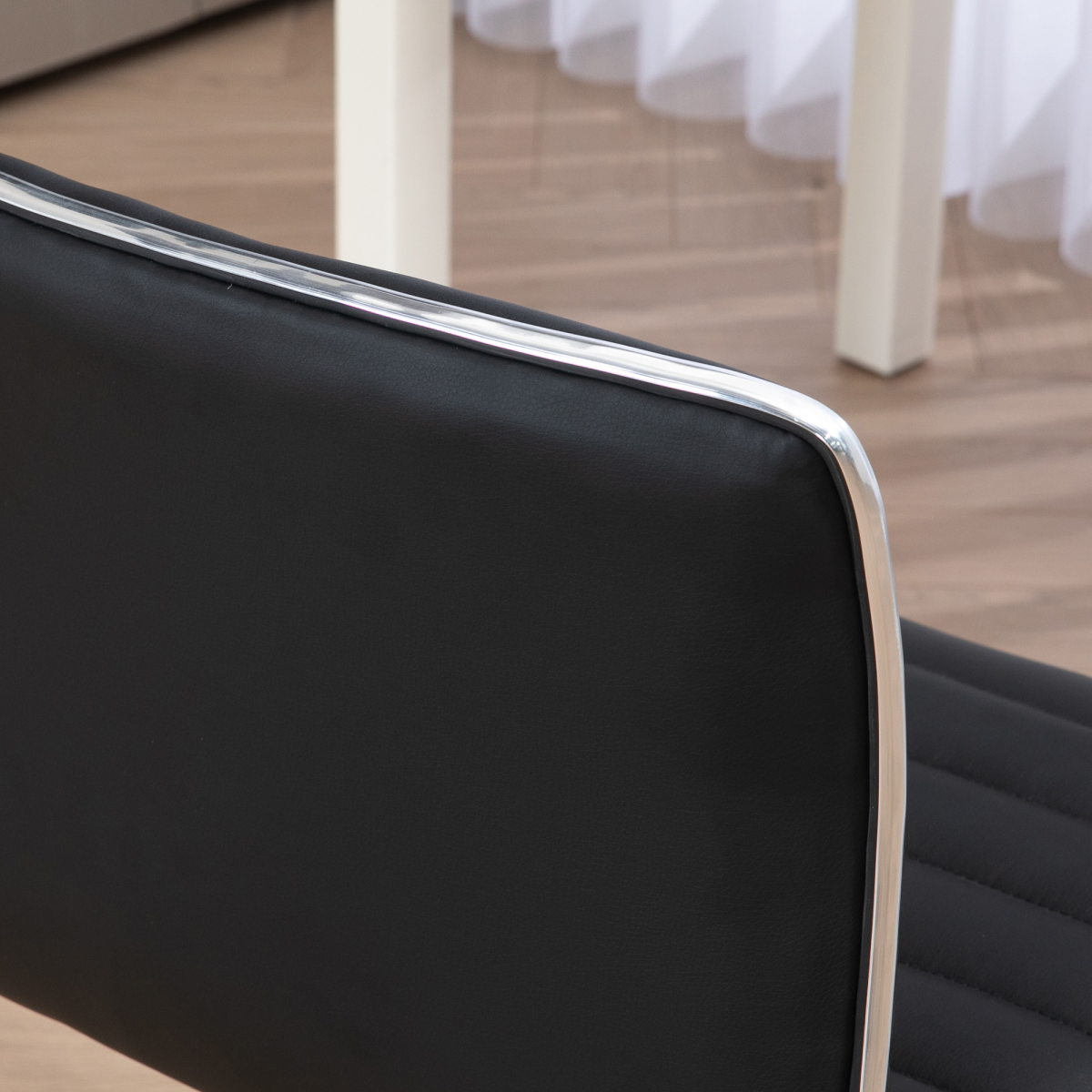 HOMCOM Armless Mid-Back Adjustable Office Chair with 360 Swivel Black