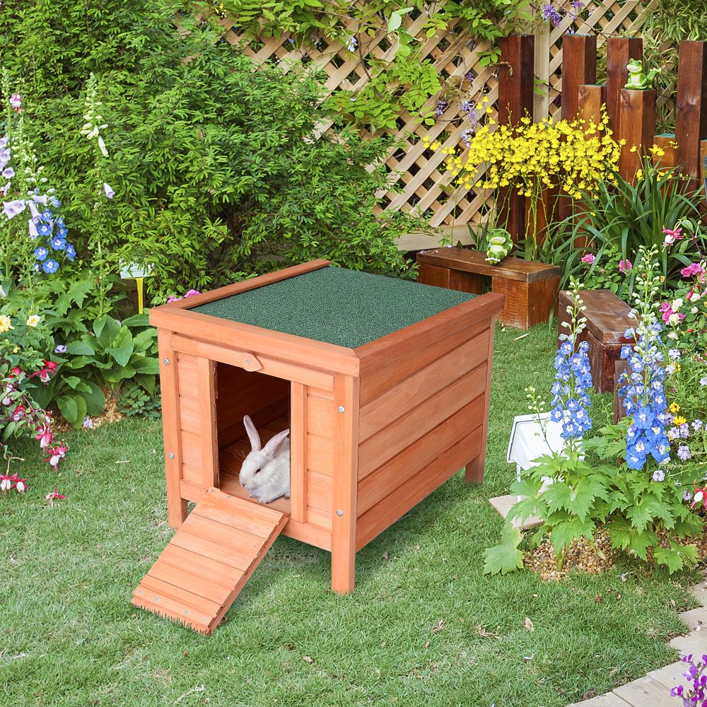 Cozy Wooden Rabbit Hutch: Secure Bunny & Guinea Pig Haven for Small Pets!